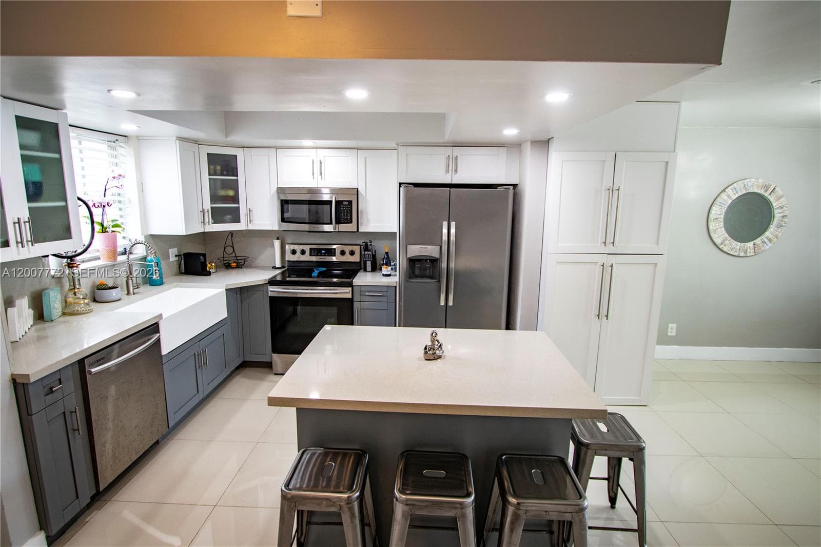 2117 123rd St photo 3