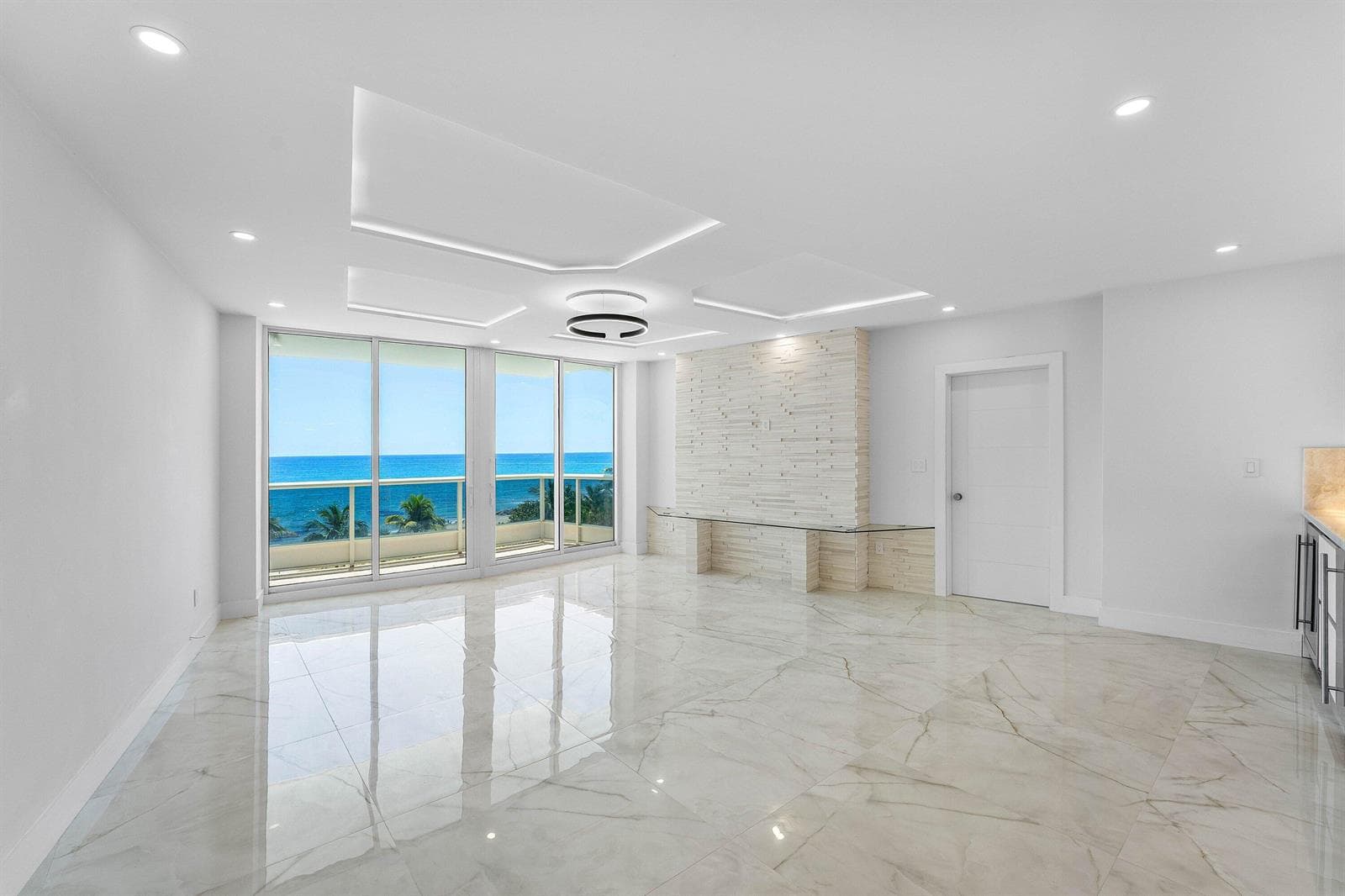 700 S Ocean Boulevard 504 photo 6