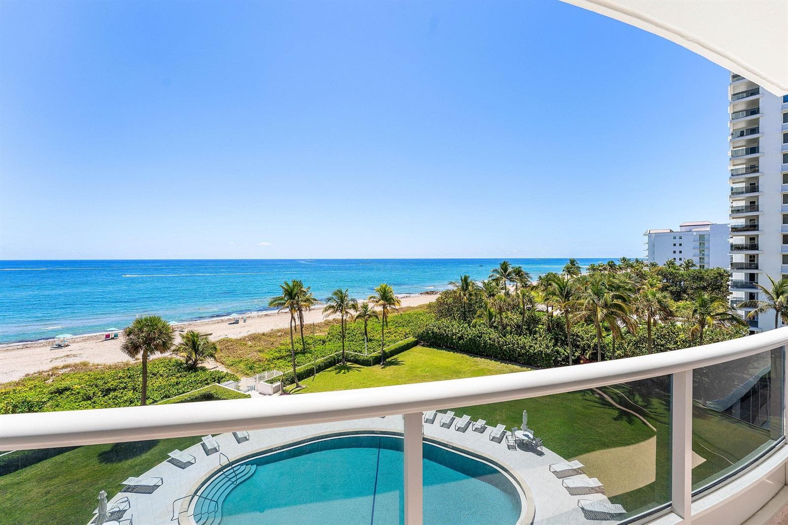 700 S Ocean Boulevard 504 photo 24
