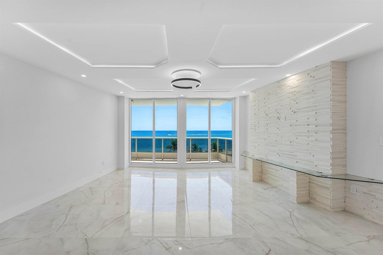 700 S Ocean Boulevard 504 photo 4