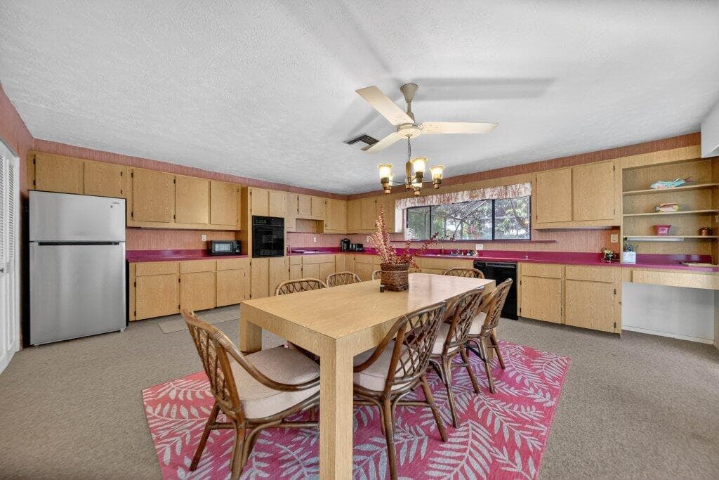 1272 SW Evergreen Lane photo 9