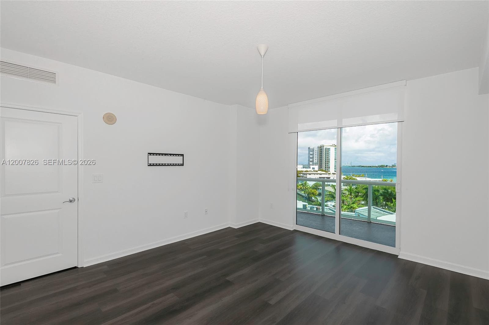 7900 Harbor Island Dr 703 photo 13