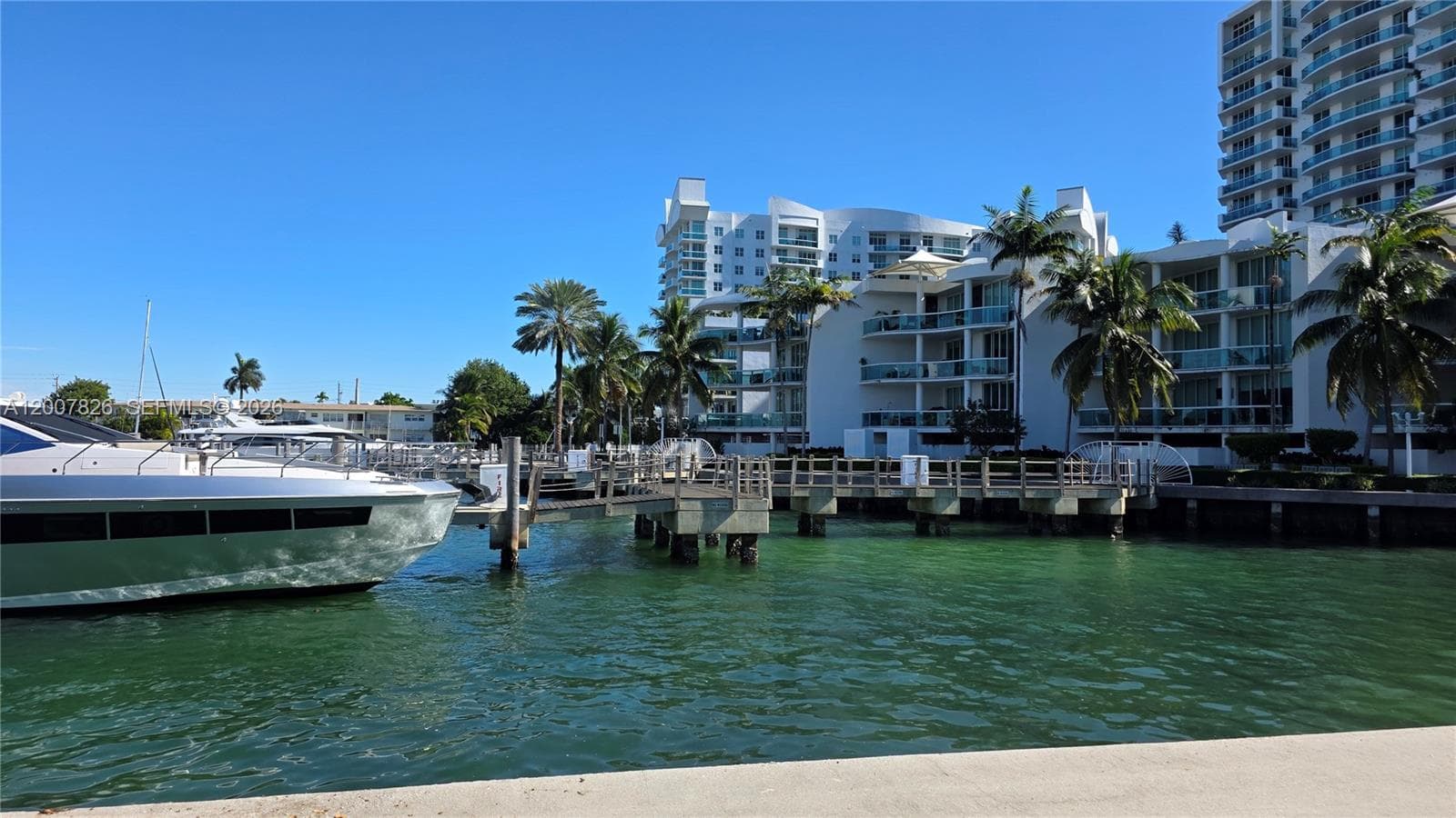 7900 Harbor Island Dr 703 photo 22