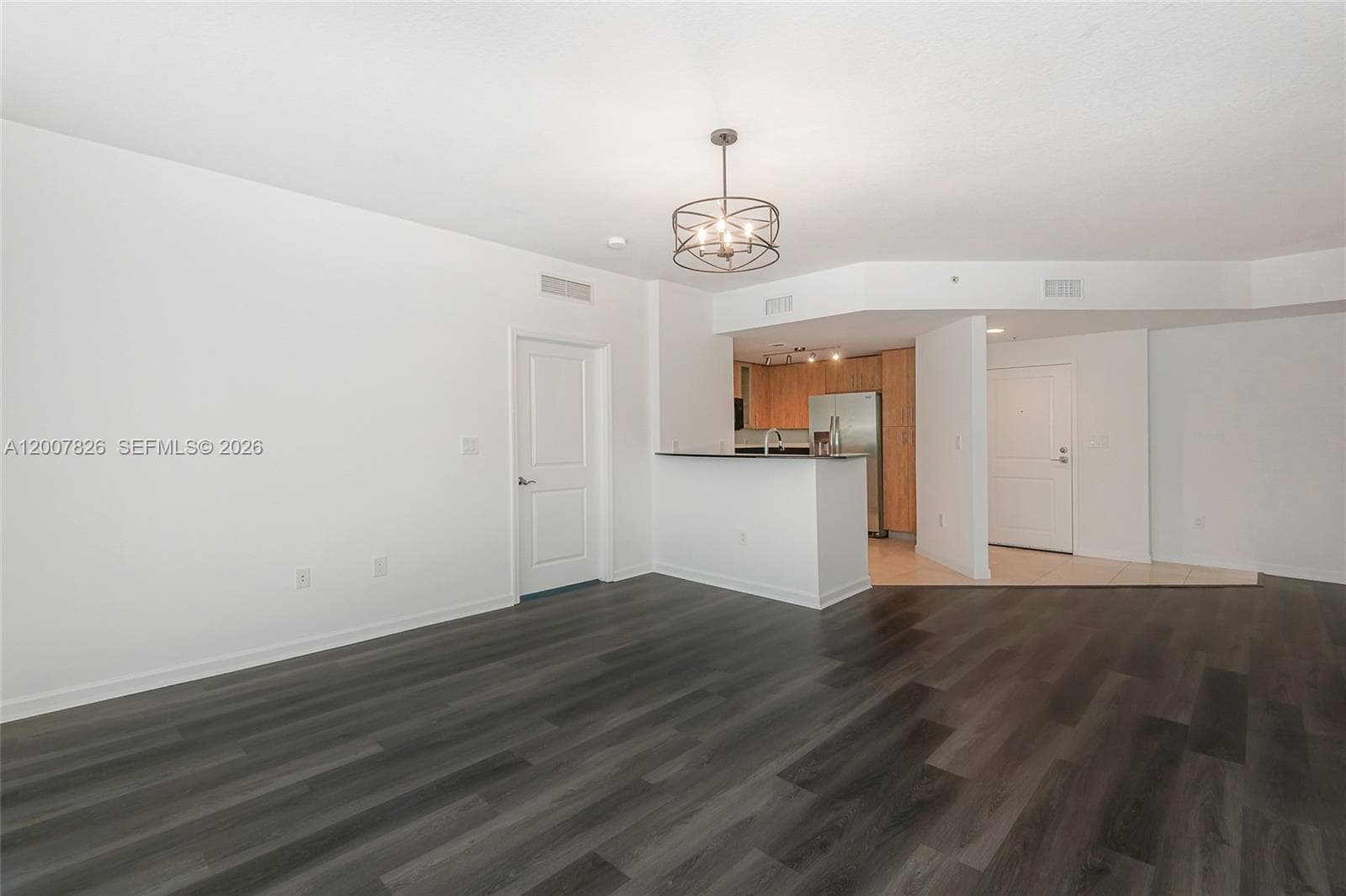 7900 Harbor Island Dr 703 photo 4