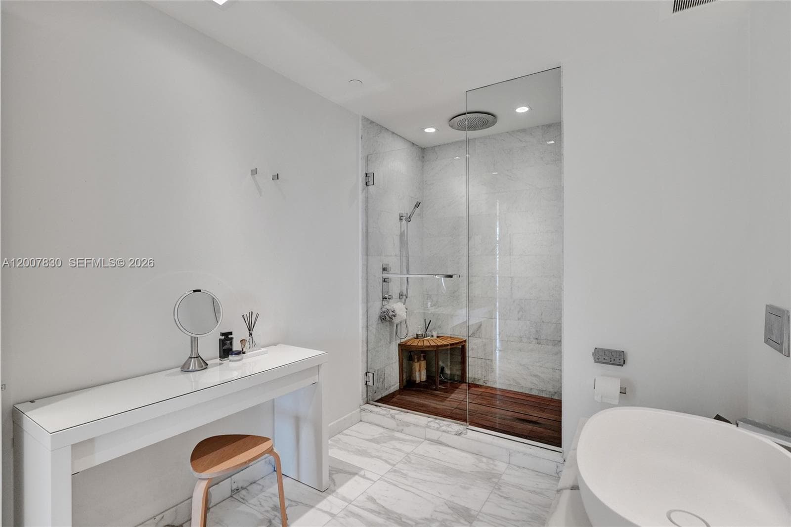 10201 Collins Ave 404 photo 20