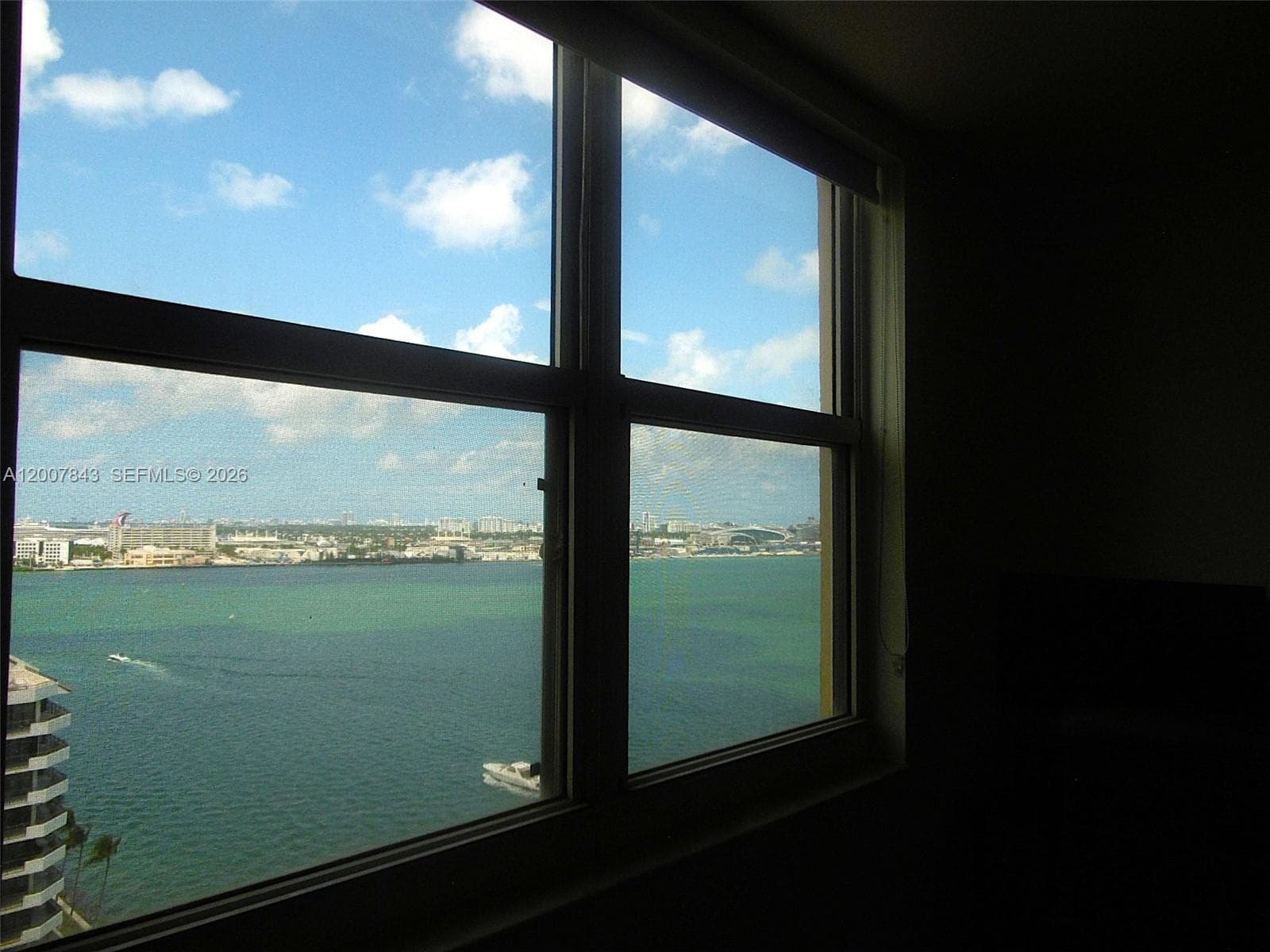 770 Claughton Island Dr 2011 photo 24