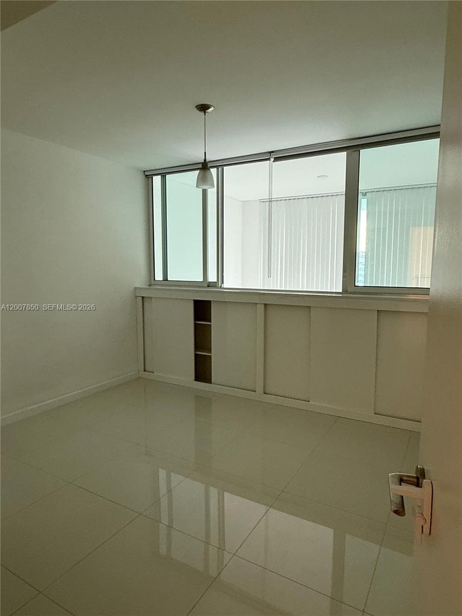 7930 East Dr 1607 photo 17