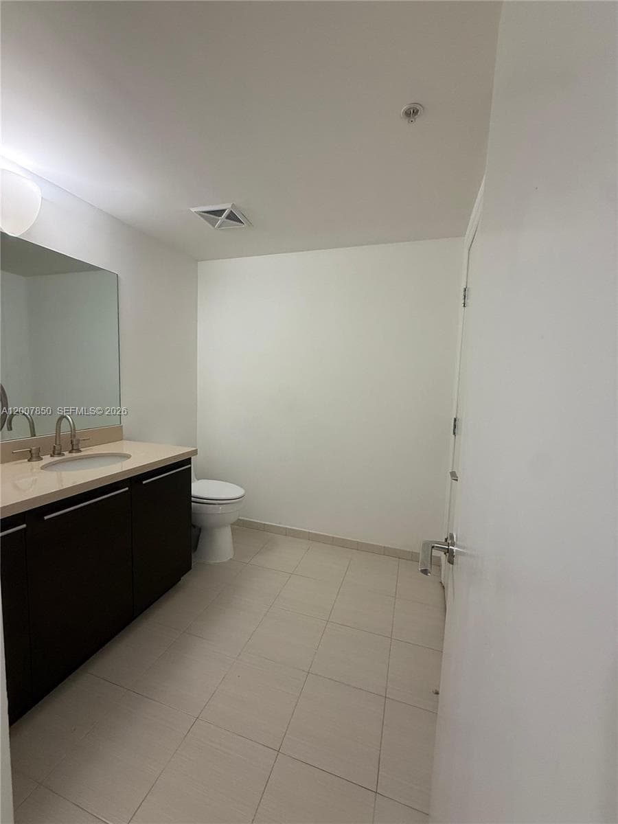 7930 East Dr 1607 photo 19
