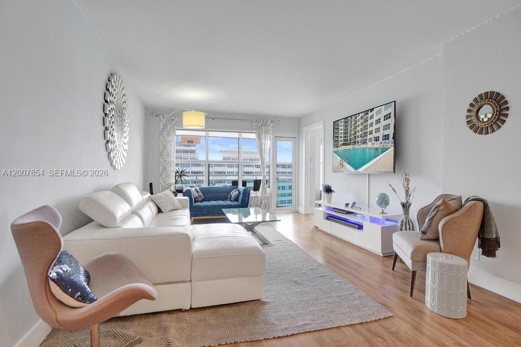 3900 Galt Ocean Dr 1615 photo 8