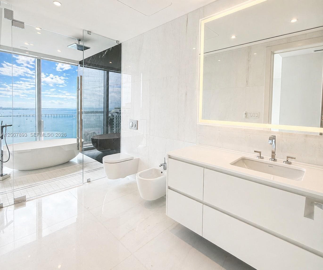 300 Biscayne Boulevard Way 4201E photo 13