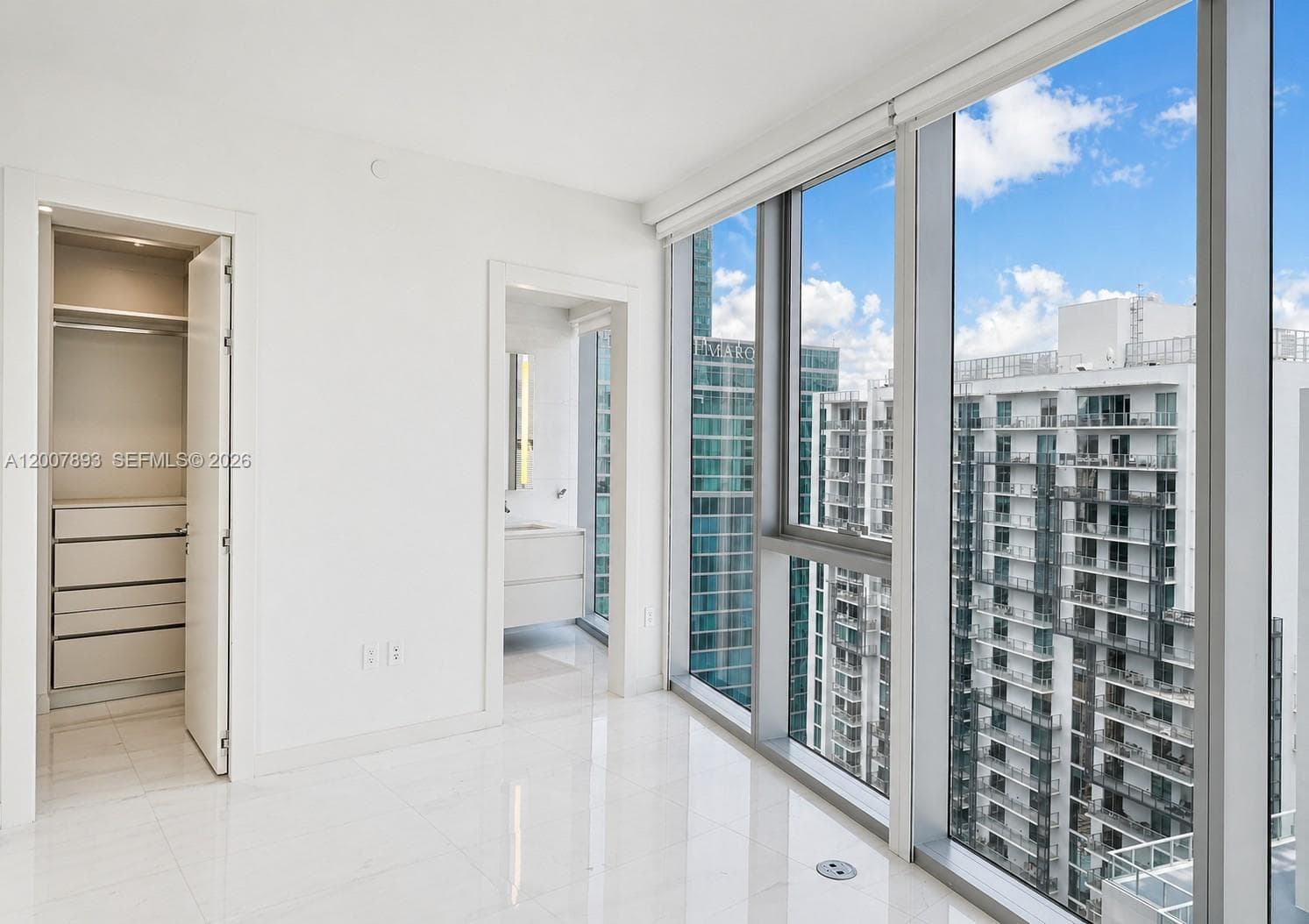 300 Biscayne Boulevard Way 4201E photo 16