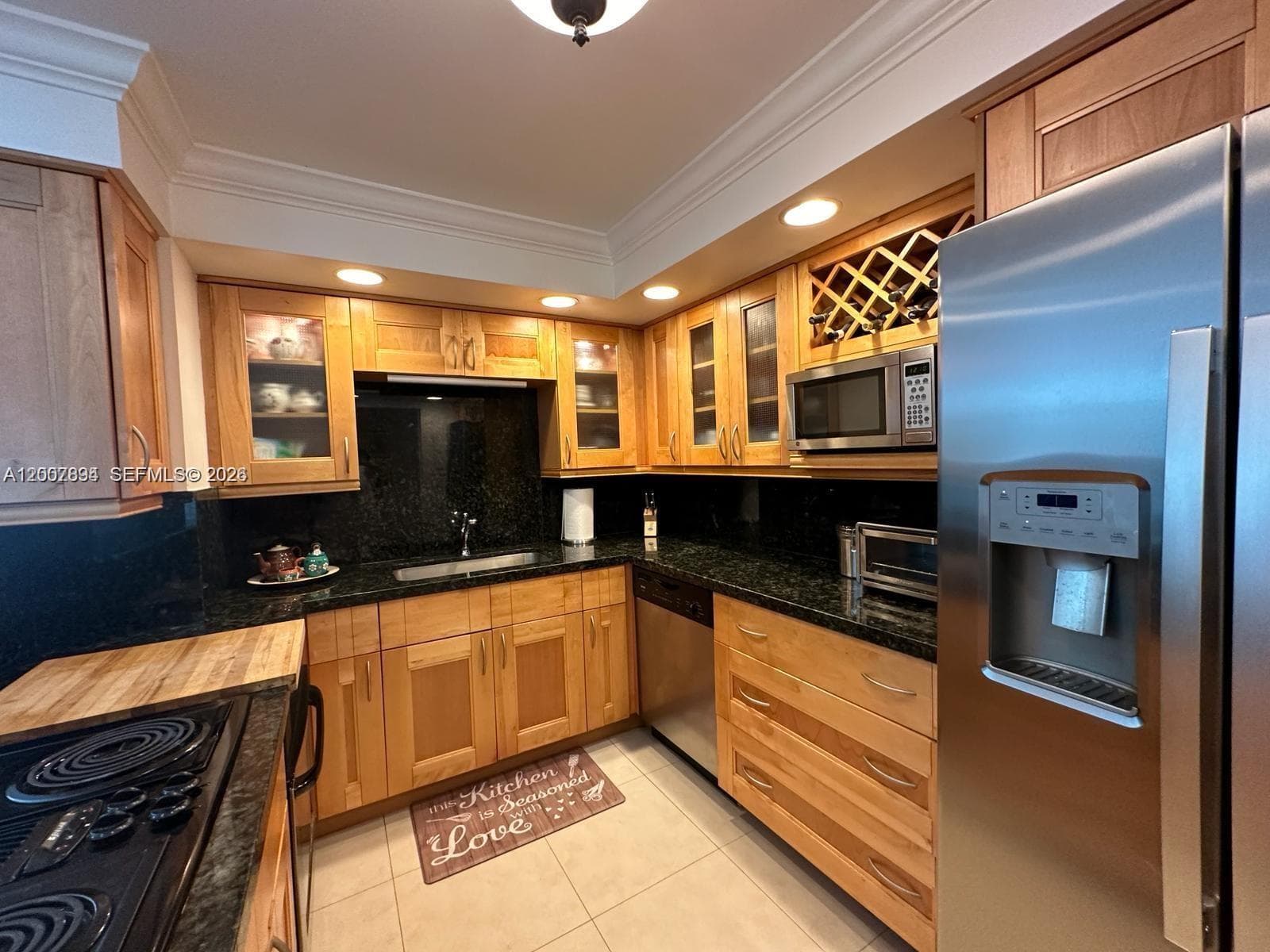 2655 Collins Ave 410 photo 7