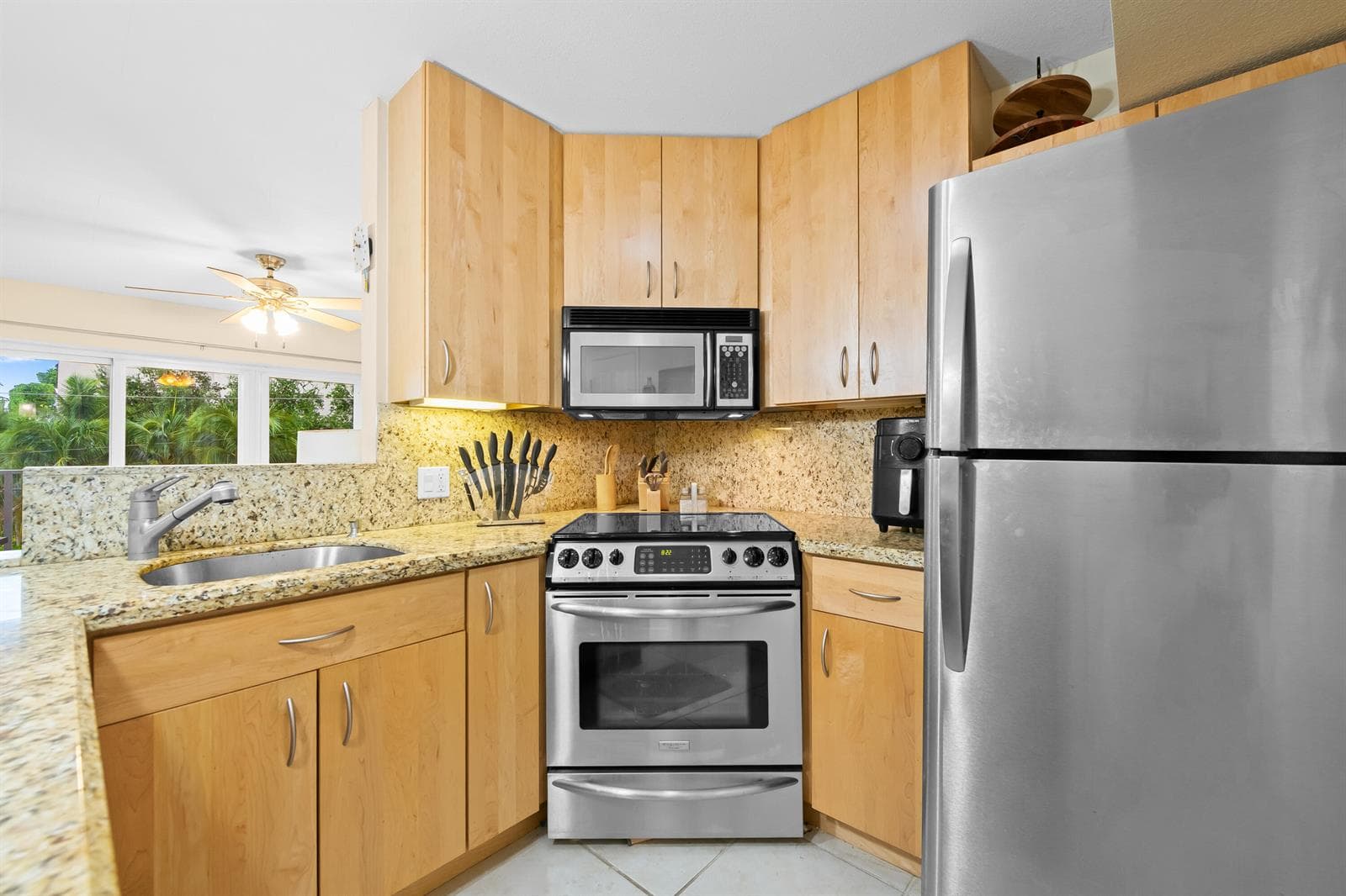 95 N Birch Road 304 photo 13