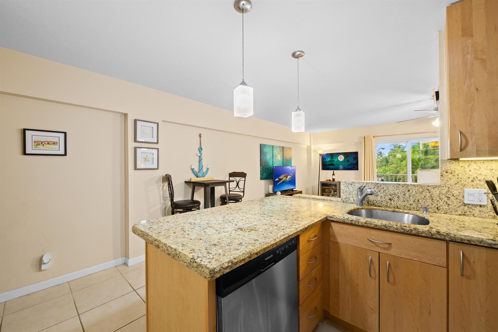 95 N Birch Road 304 photo 12