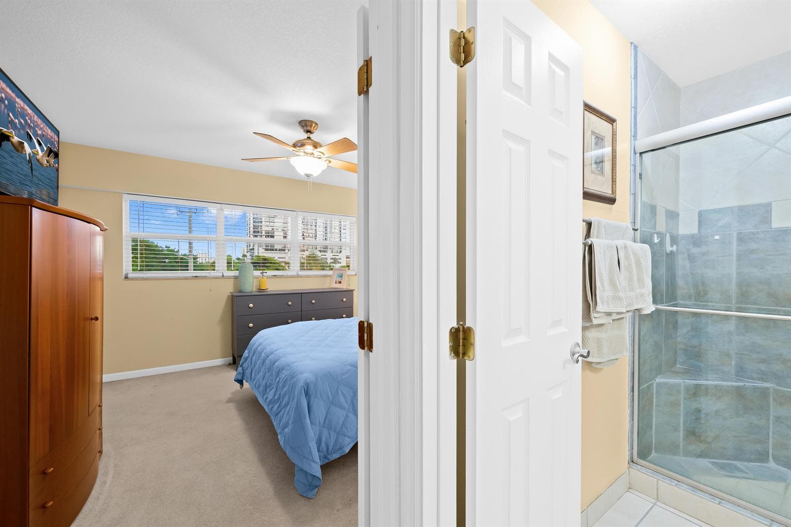 95 N Birch Road 304 photo 15