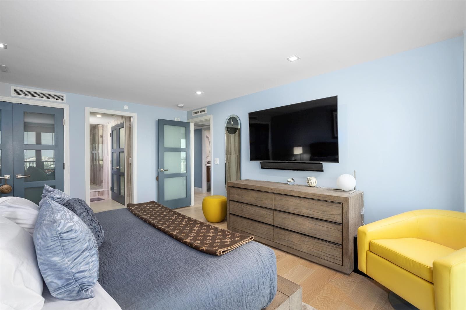 250 S Ocean Boulevard Penthouse F photo 16