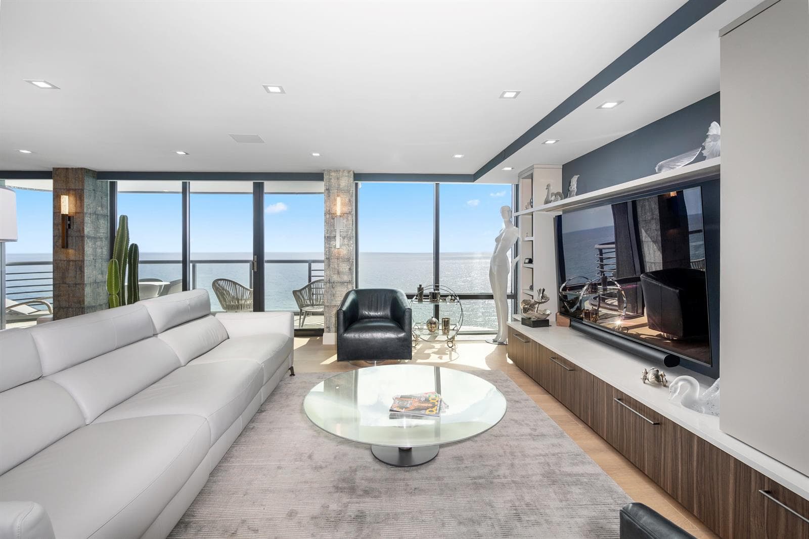 250 S Ocean Boulevard Penthouse F photo 8
