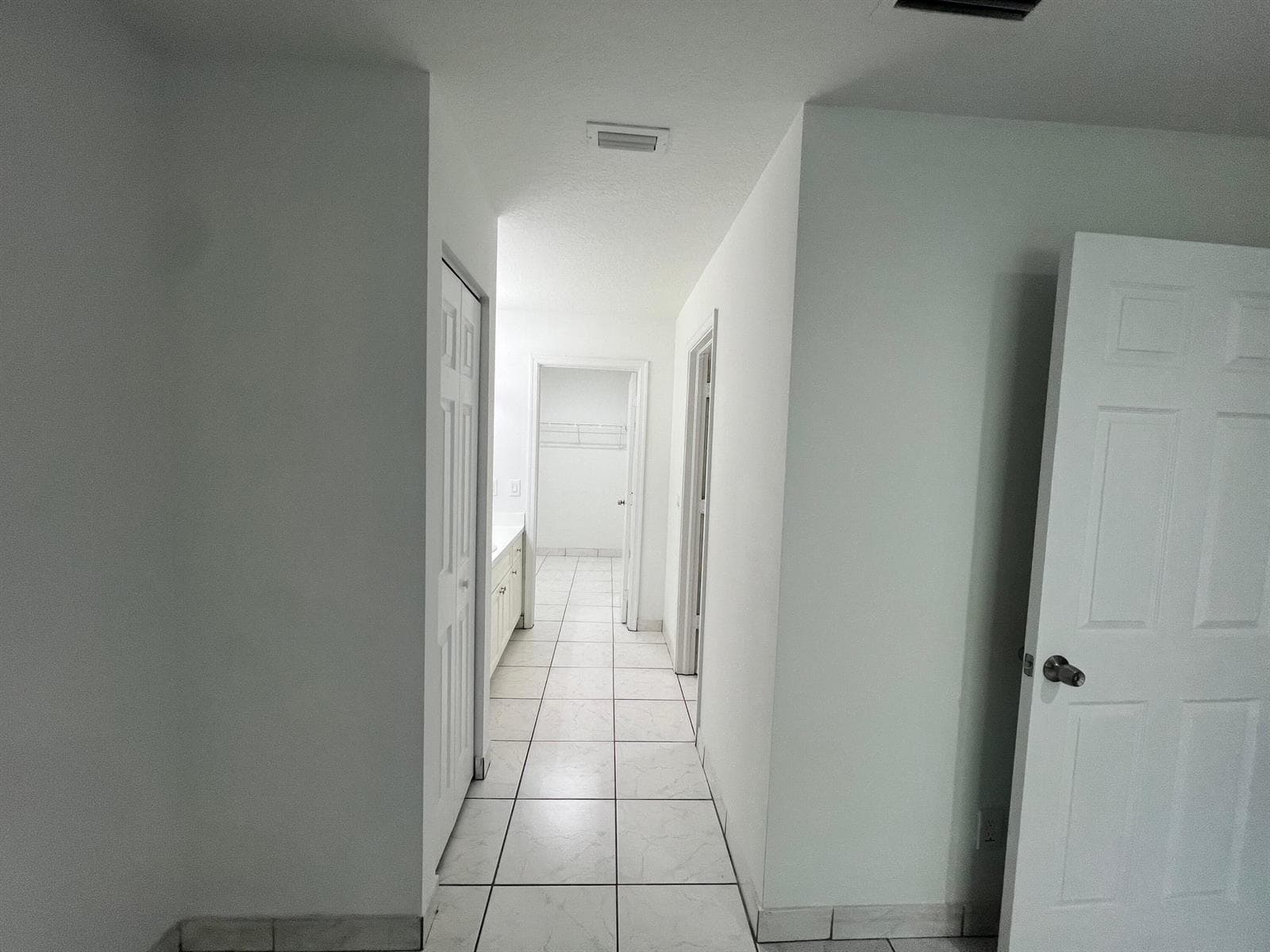 1096 Staghorn Street photo 20