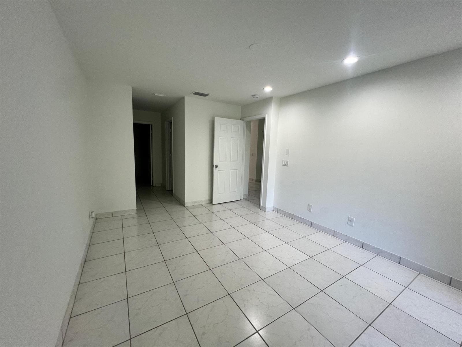 1096 Staghorn Street photo 15