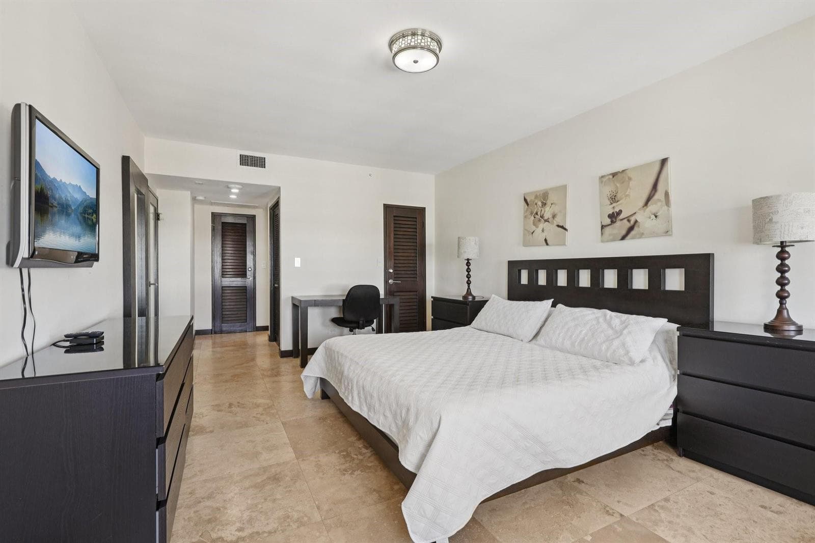 5601 Collins Avenue 1716 photo 13