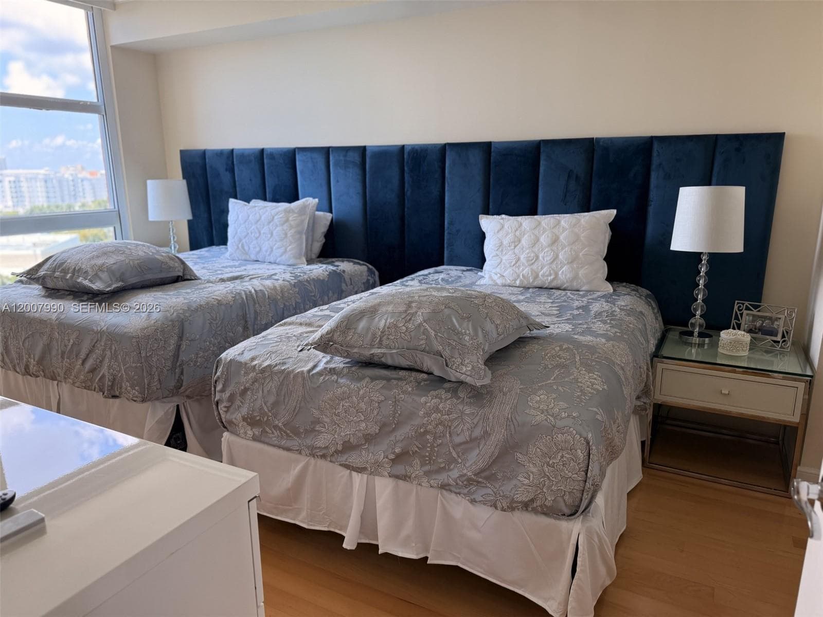 3370 Hidden Bay Dr 1213 photo 2