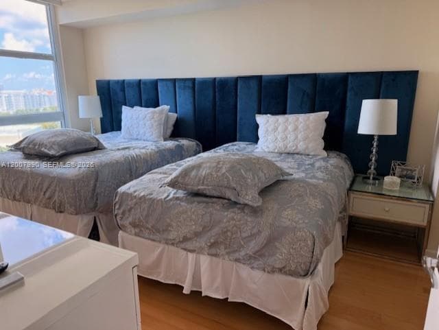 3370 Hidden Bay Dr 1213 photo 3