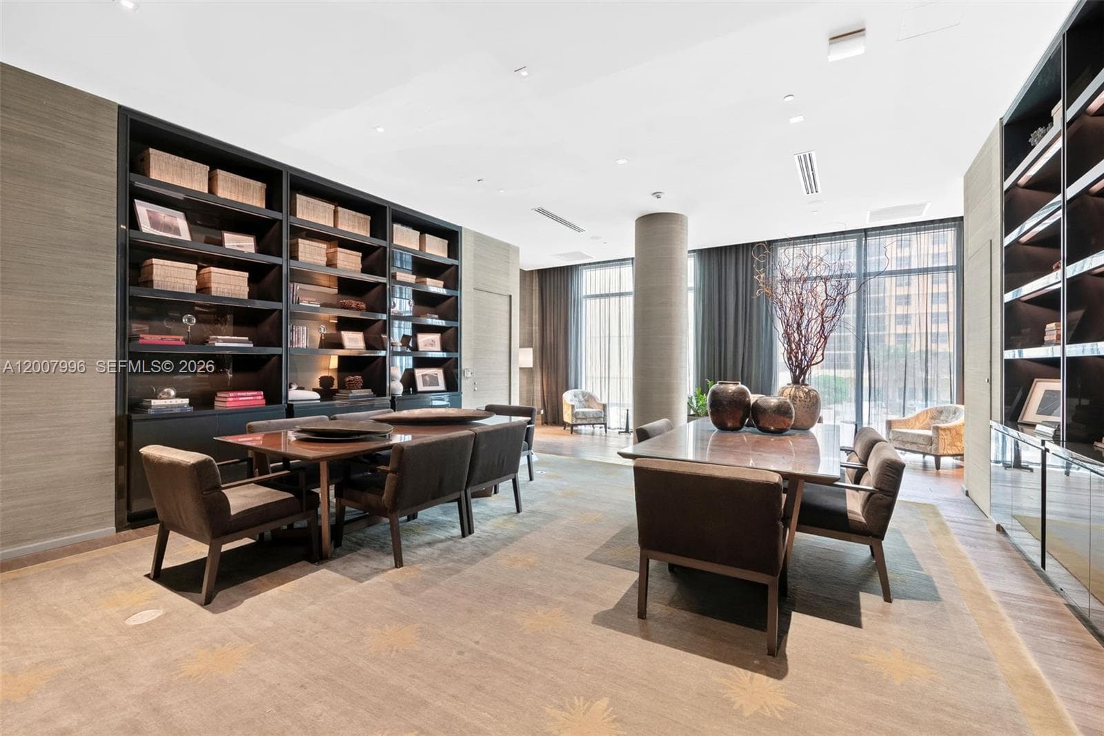 2711 Ocean Dr 606 photo 20