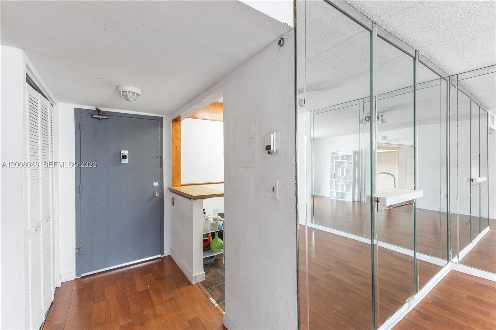 345 Ocean Dr 304 photo 18