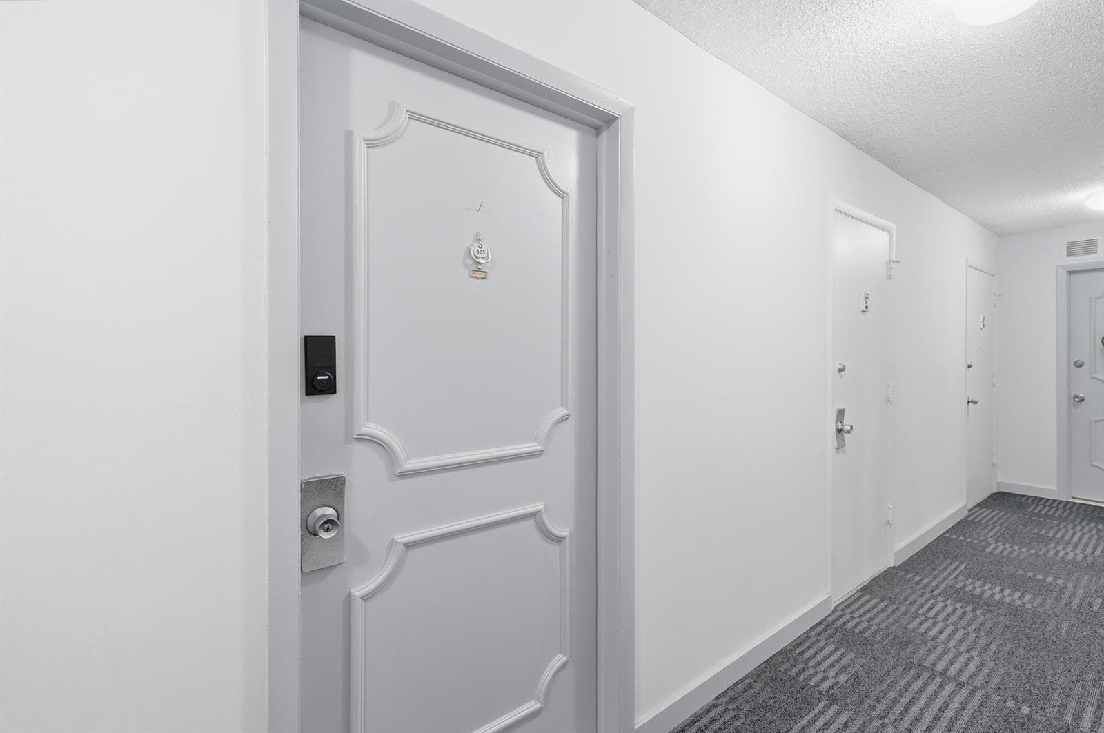 1400 S Ocean Drive 303 photo 7
