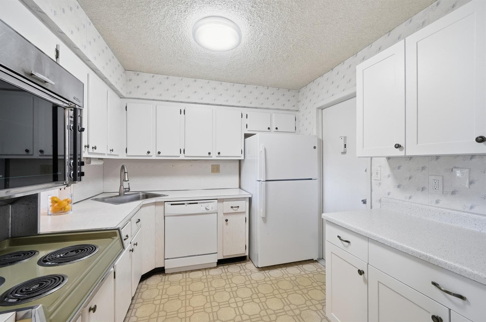 1400 S Ocean Drive 303 photo 9