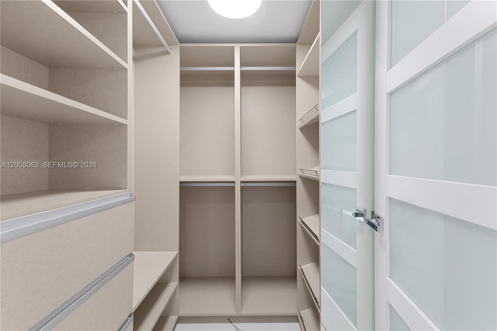 345 Ocean Dr 708 photo 8