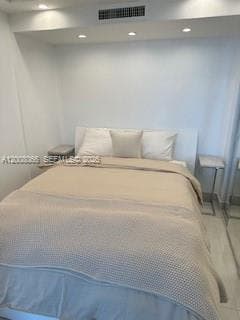 401 Ocean Dr 919 photo 7