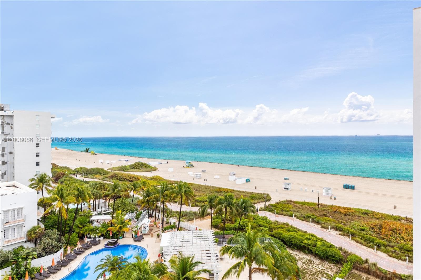 401 Ocean Dr 919 photo 1