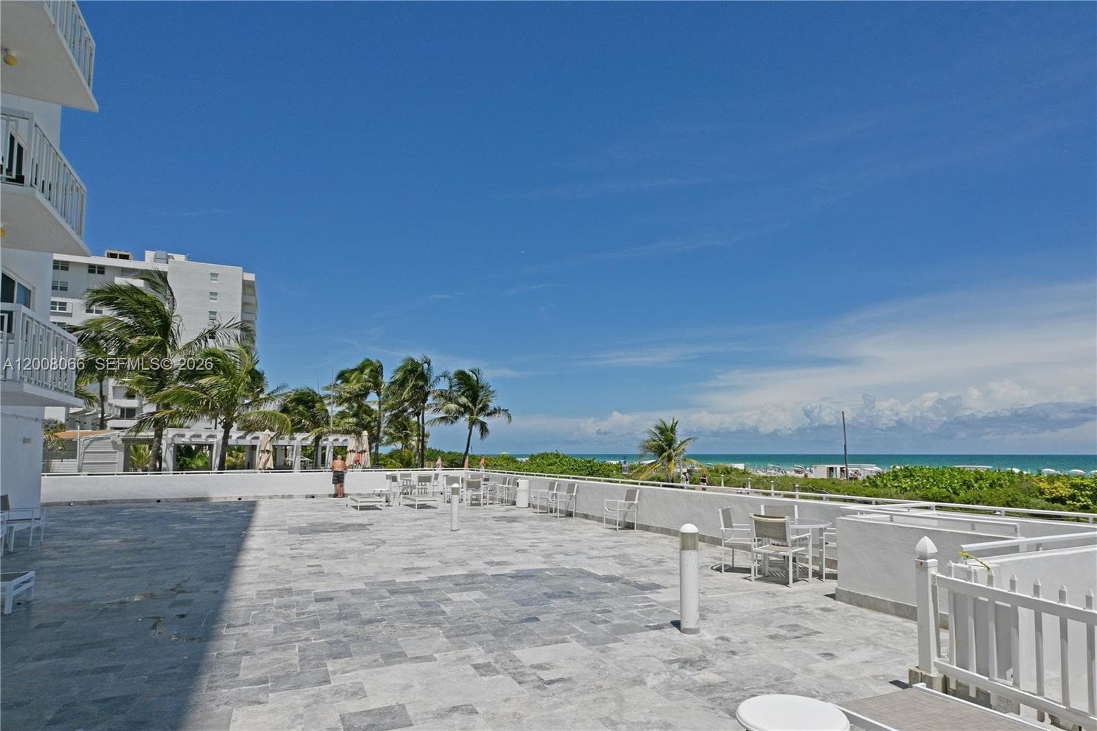 401 Ocean Dr 919 photo 11