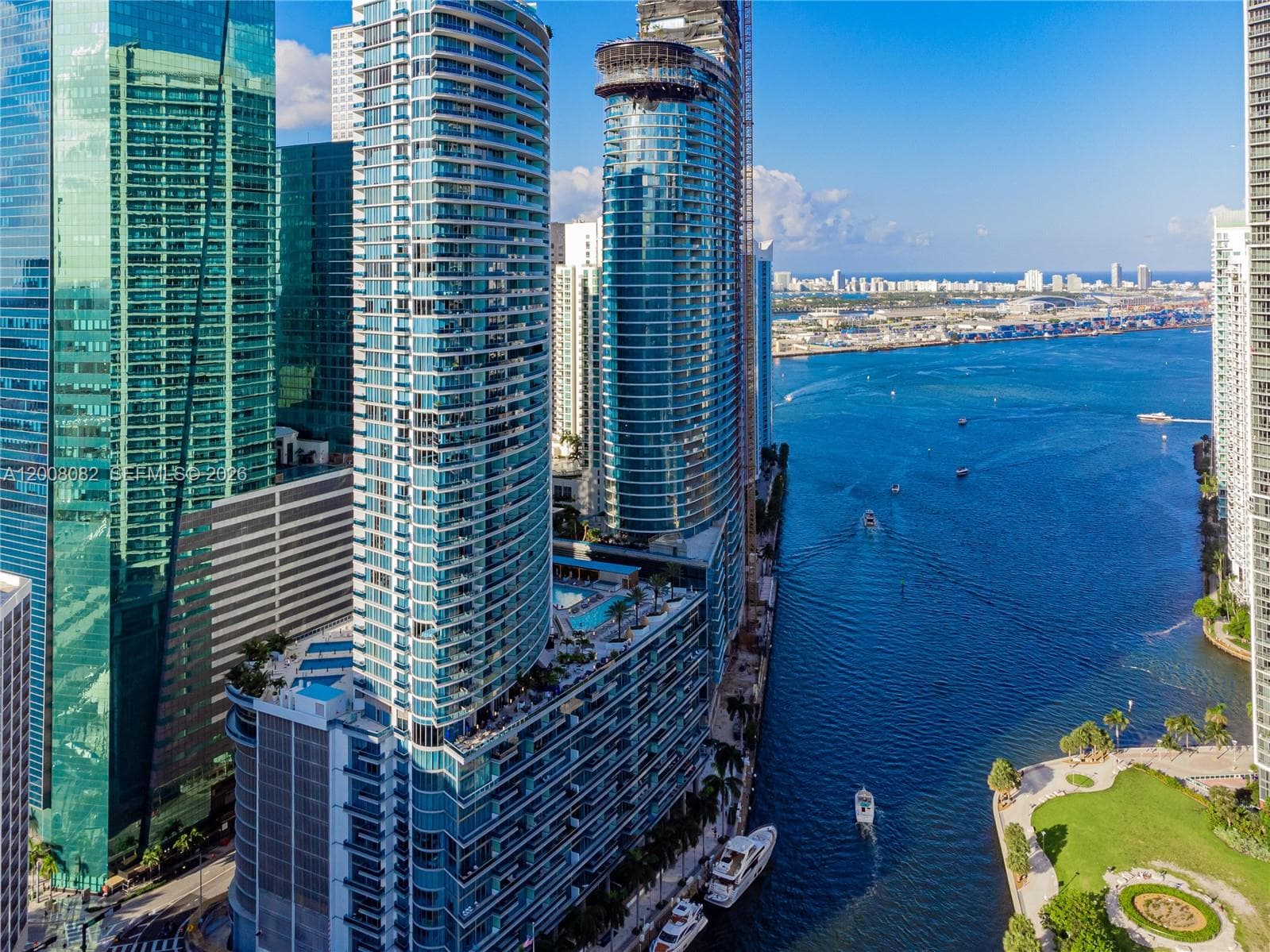 200 Biscayne Boulevard Way 5001 photo 2
