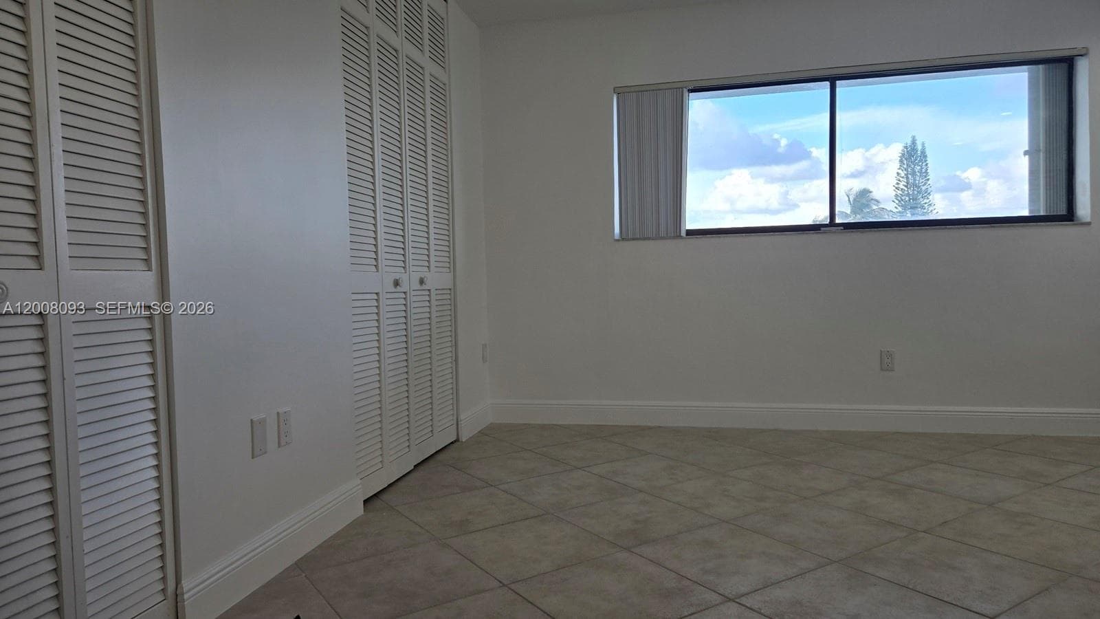 110 Shore Dr 4E photo 6