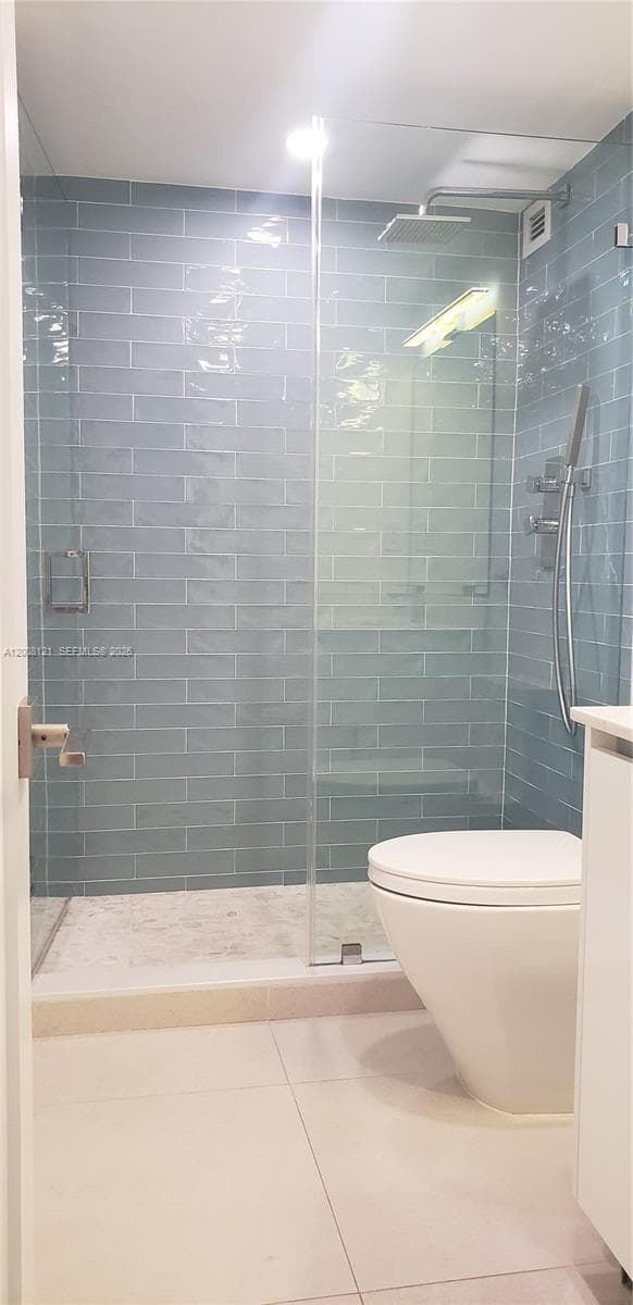 5750 Collins Ave 14B photo 9