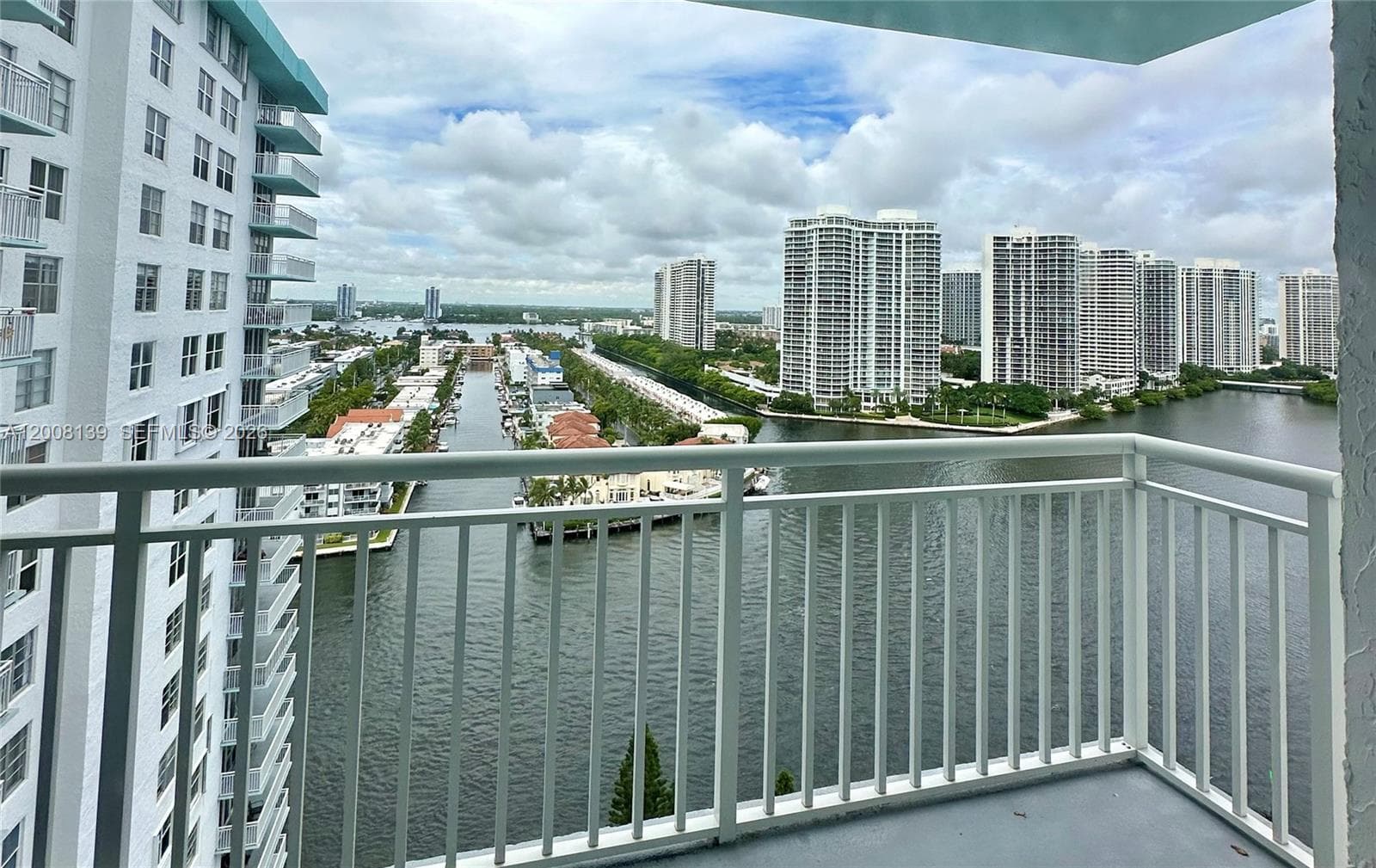 301 174th St 2020 photo 19