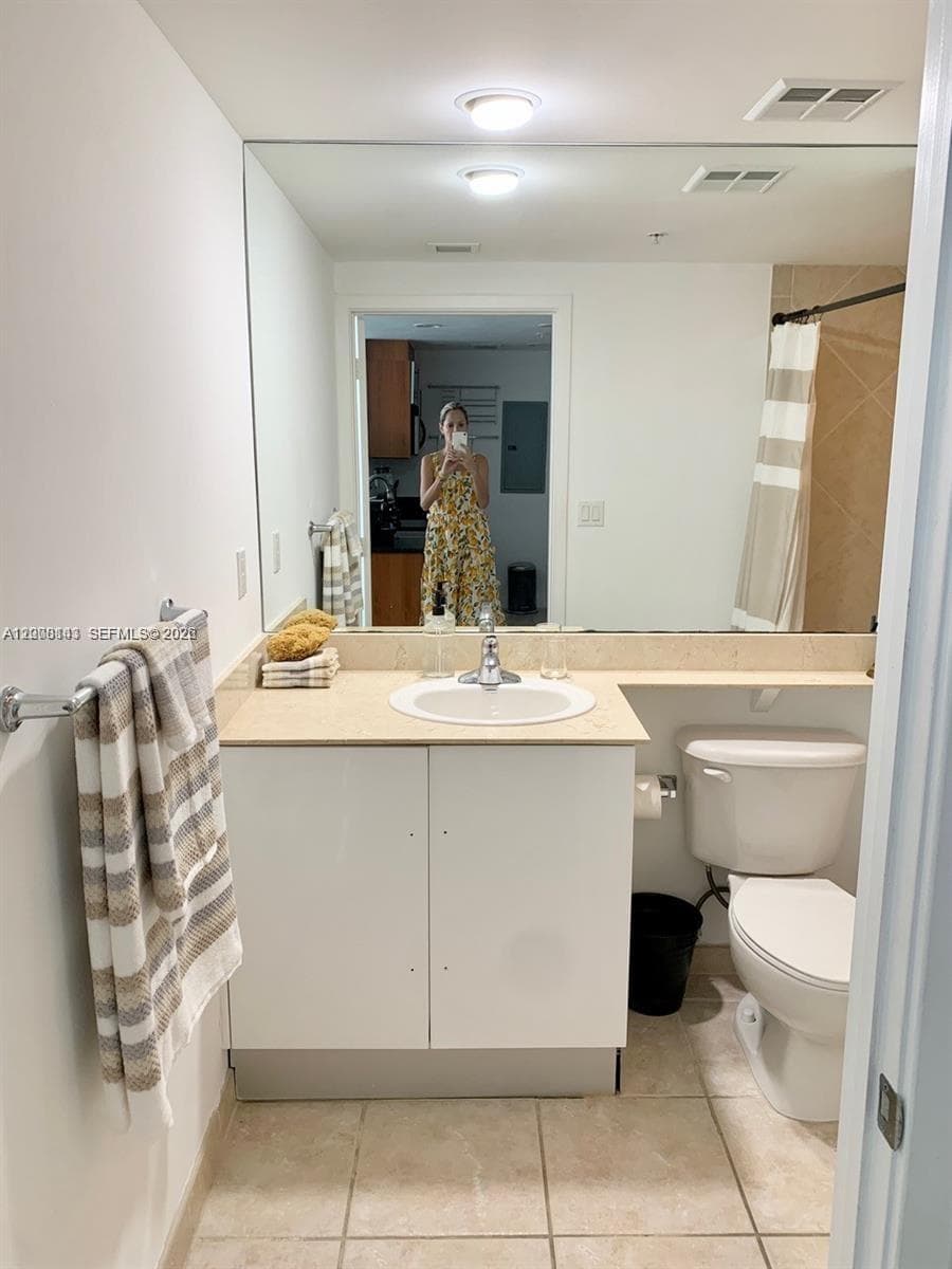 335 Biscayne Blvd 1106 photo 20