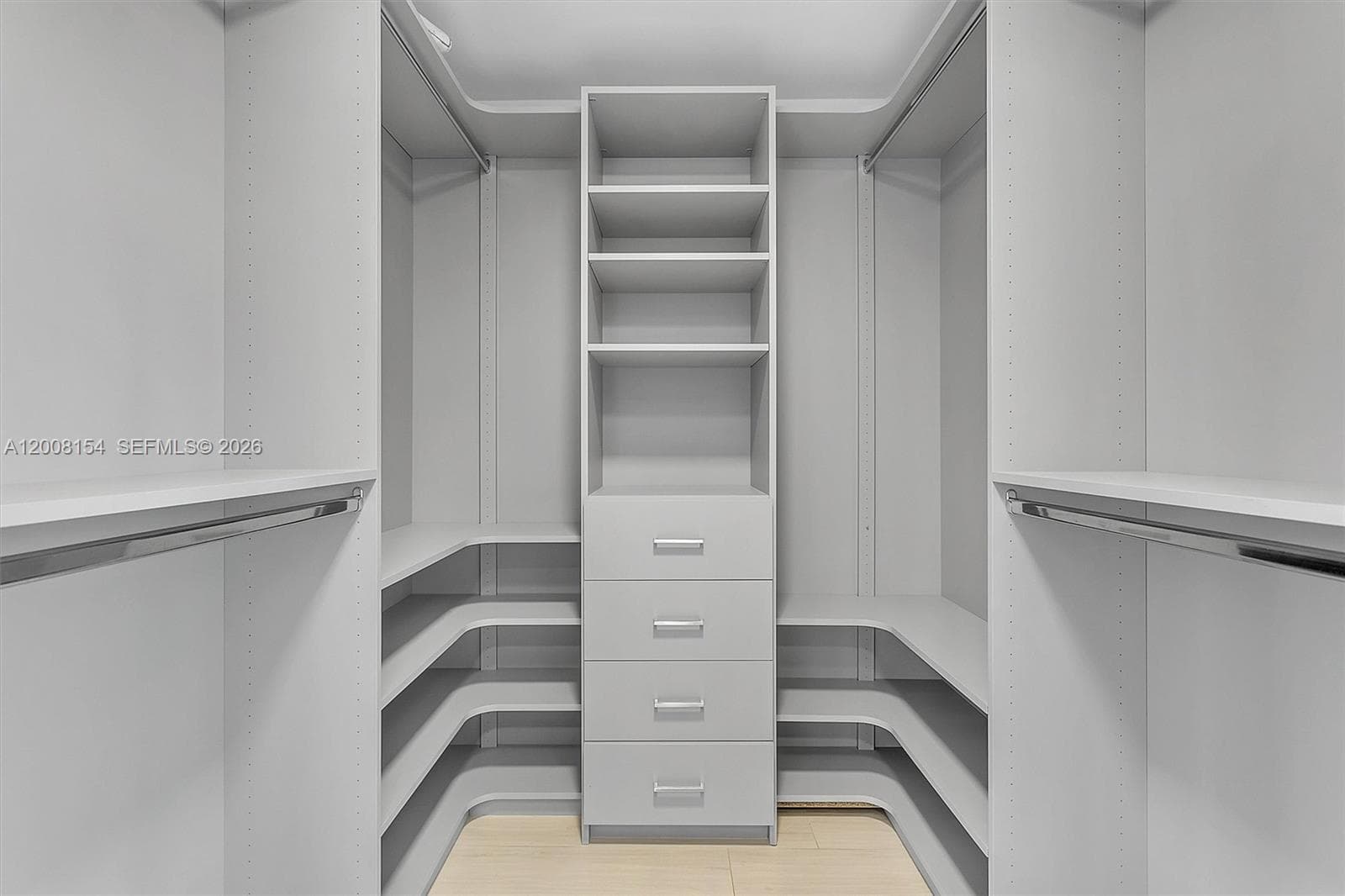 488 18th St 2315 photo 12