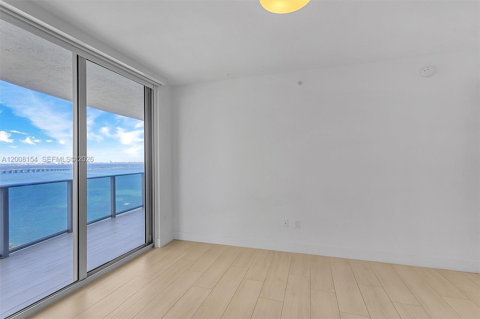 488 18th St 2315 photo 22