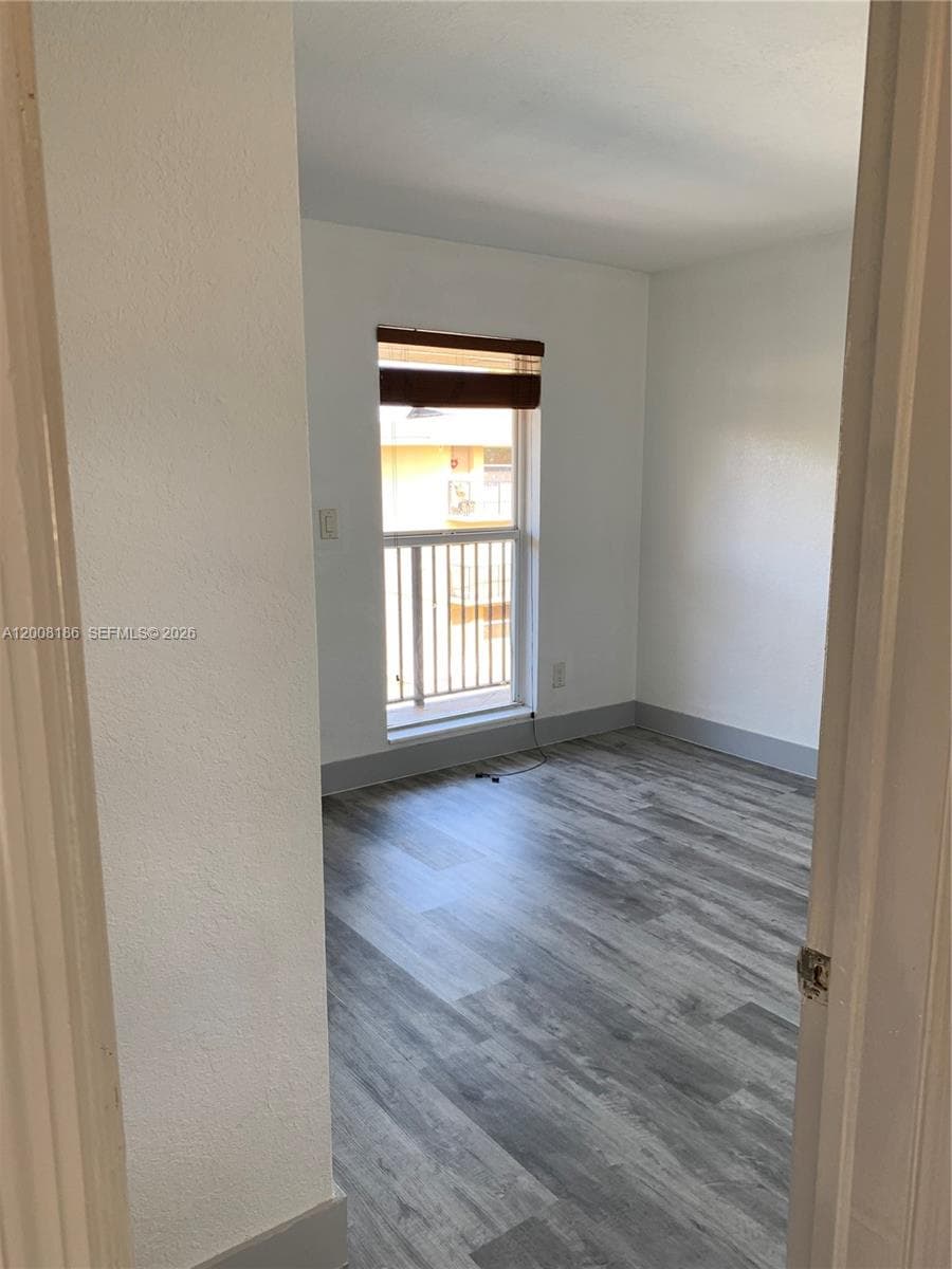 241 Royal Poinciana Blvd 310 photo 8