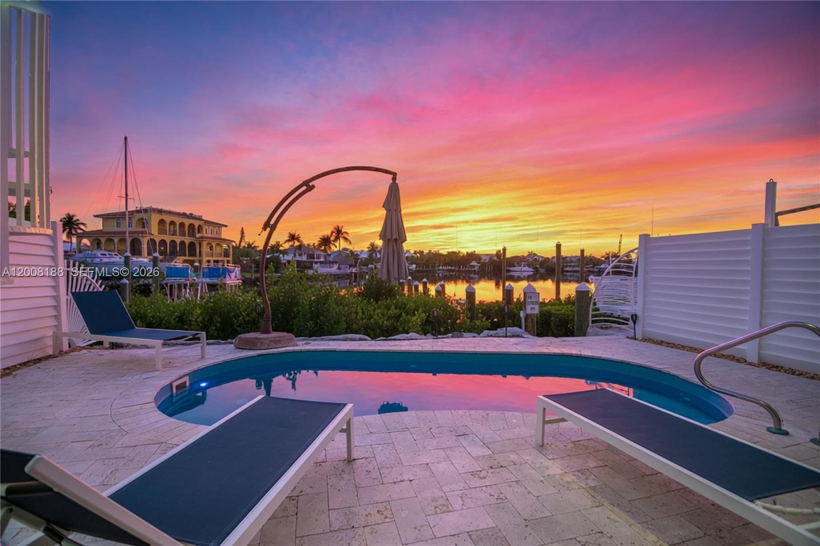 443 Sombrero Beach Rd photo 2