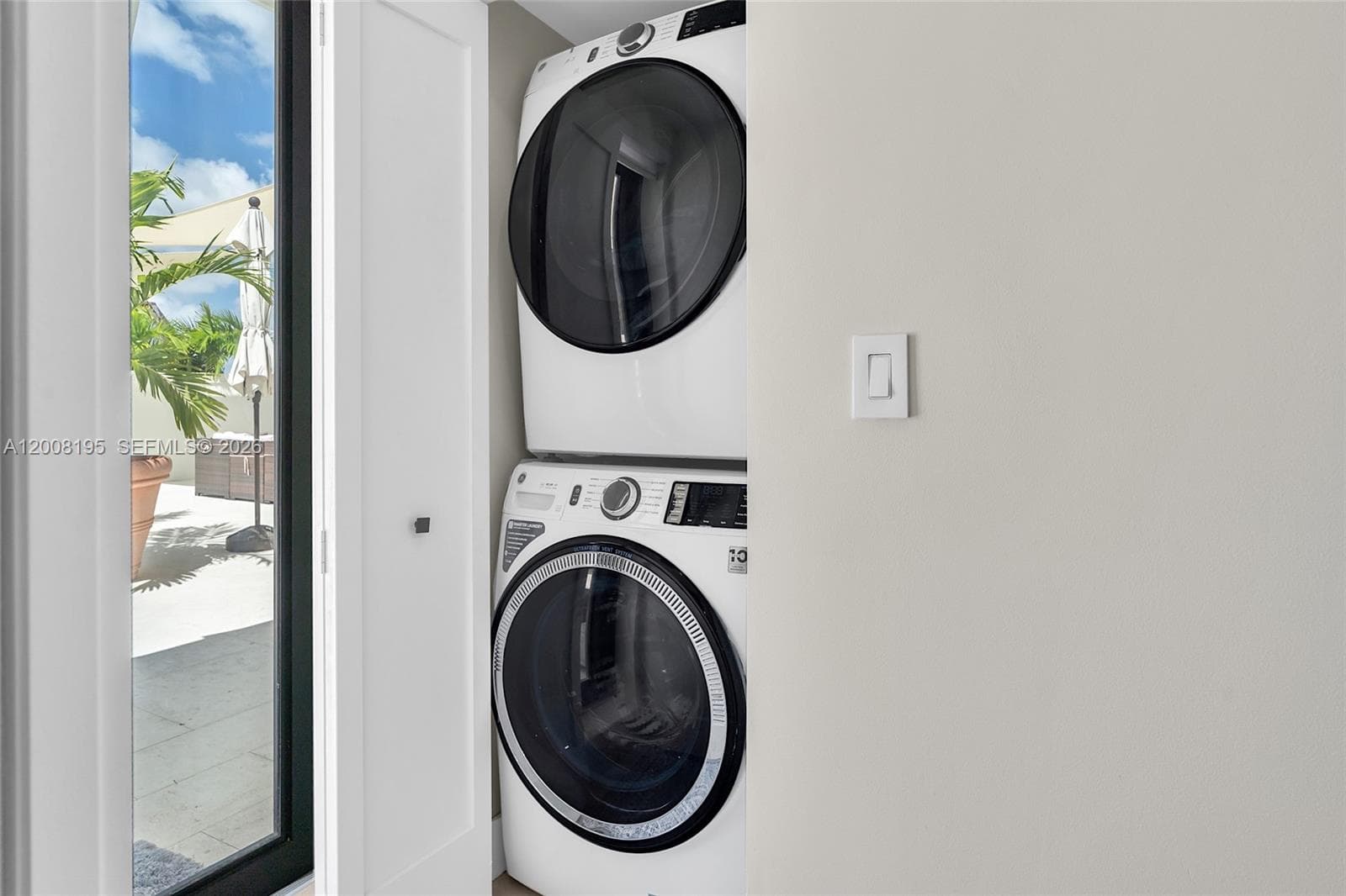 6901 Edgewater Dr 318 photo 22