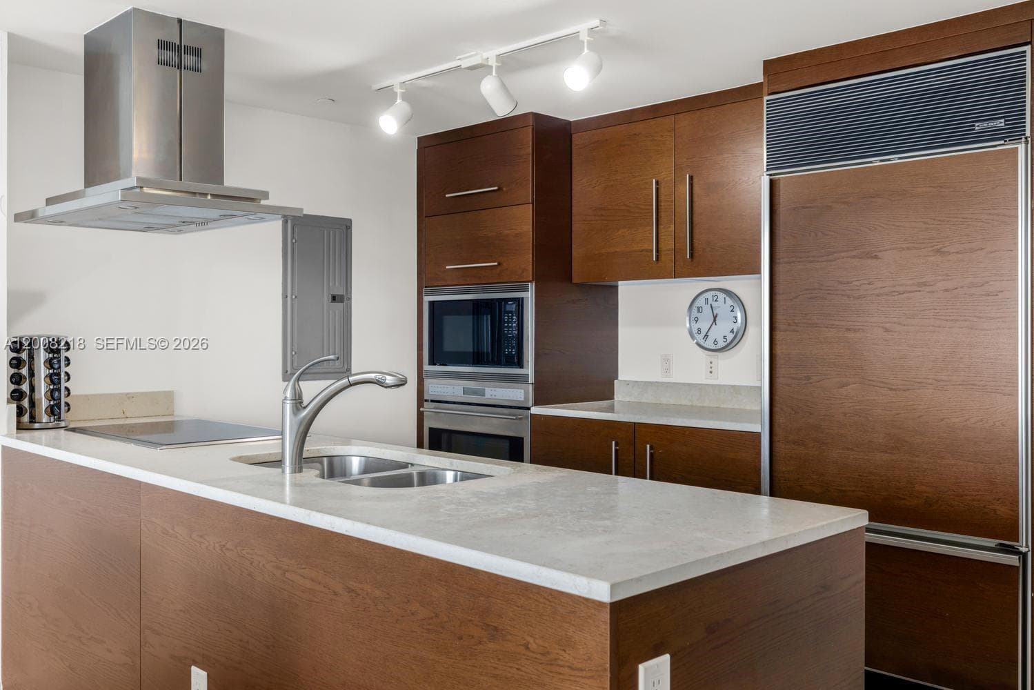 495 Brickell Ave 2603 photo 20