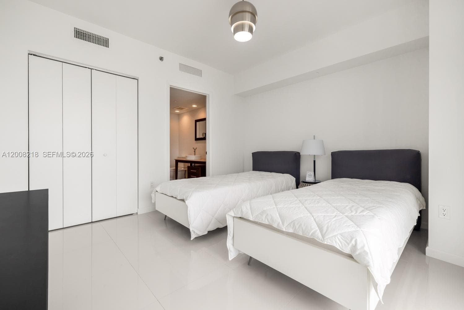 495 Brickell Ave 2603 photo 14