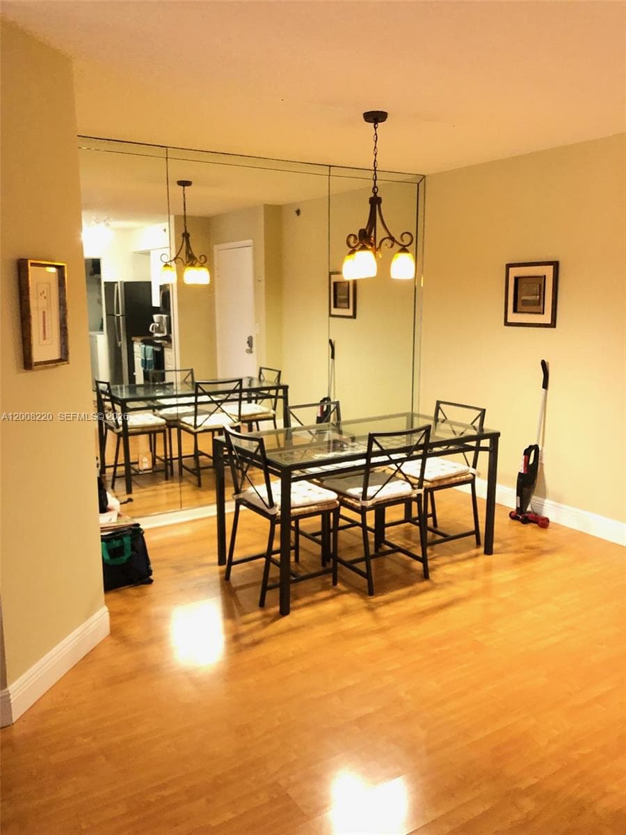 19555 Country Club Dr 8403 photo 6