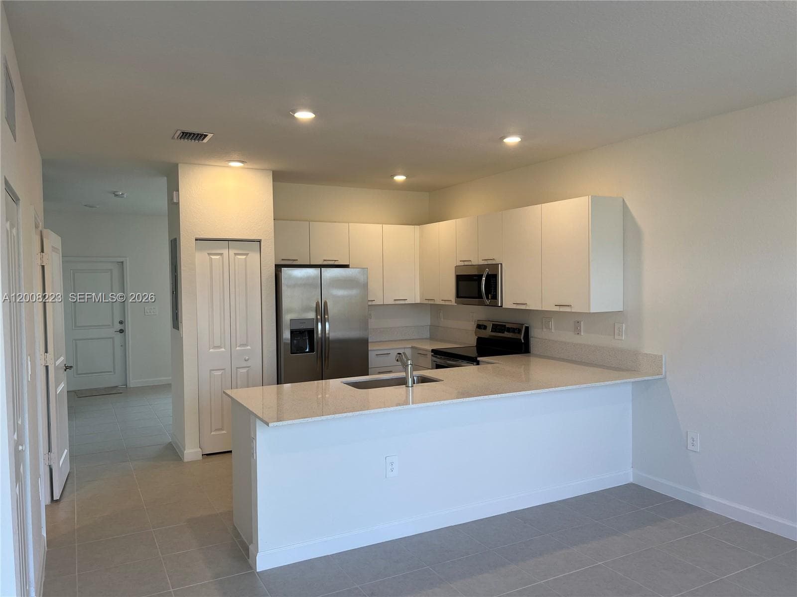 12436 23rd CT 12436 photo 3