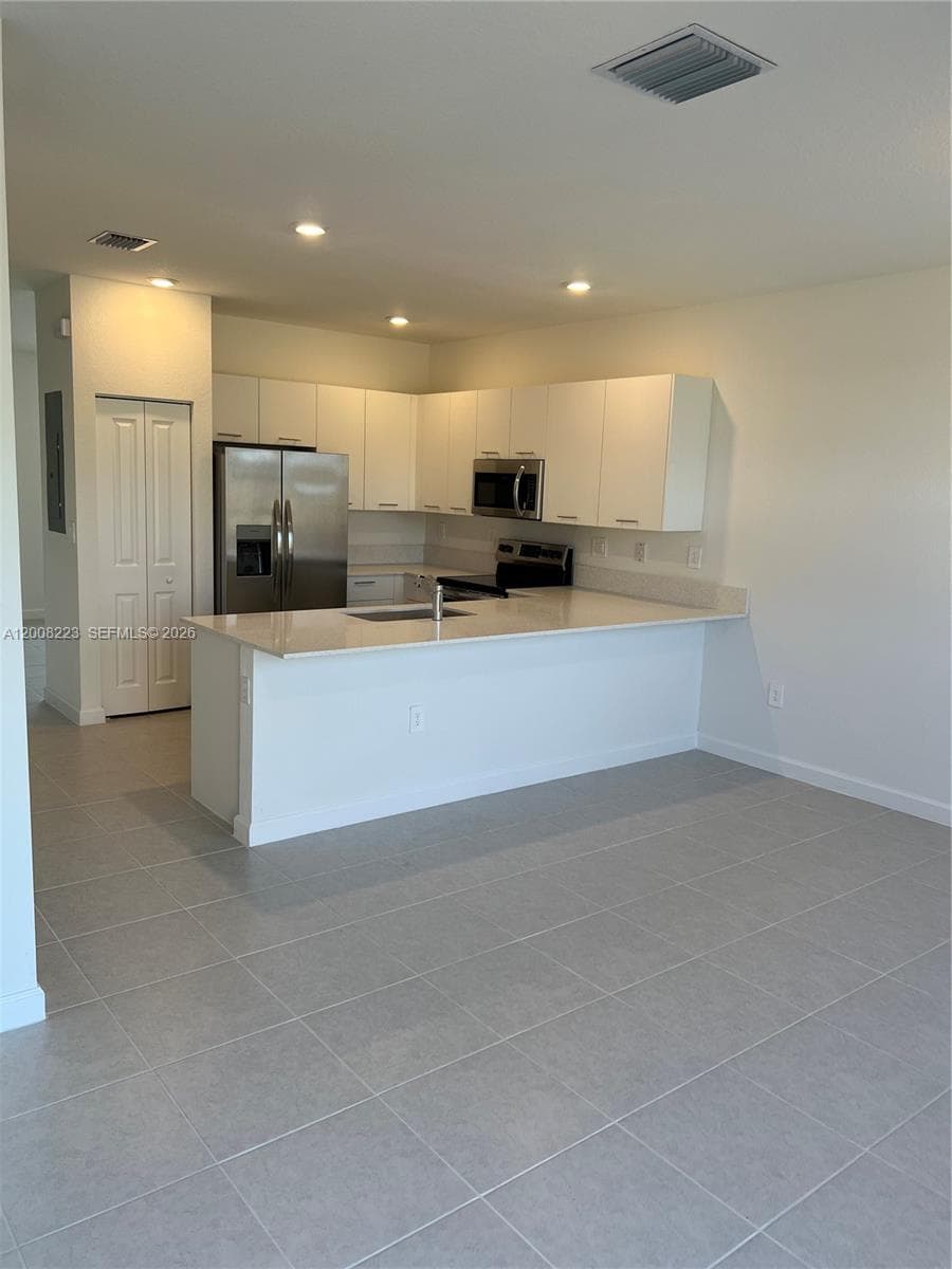 12436 23rd CT 12436 photo 5