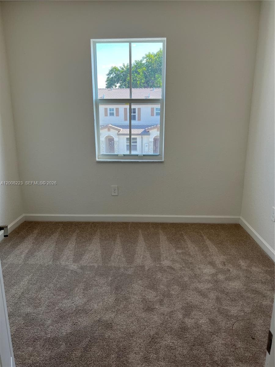 12436 23rd CT 12436 photo 14